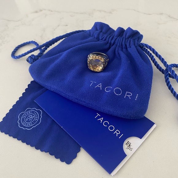 Tacori 18K925 Ring - Picture 3 of 15